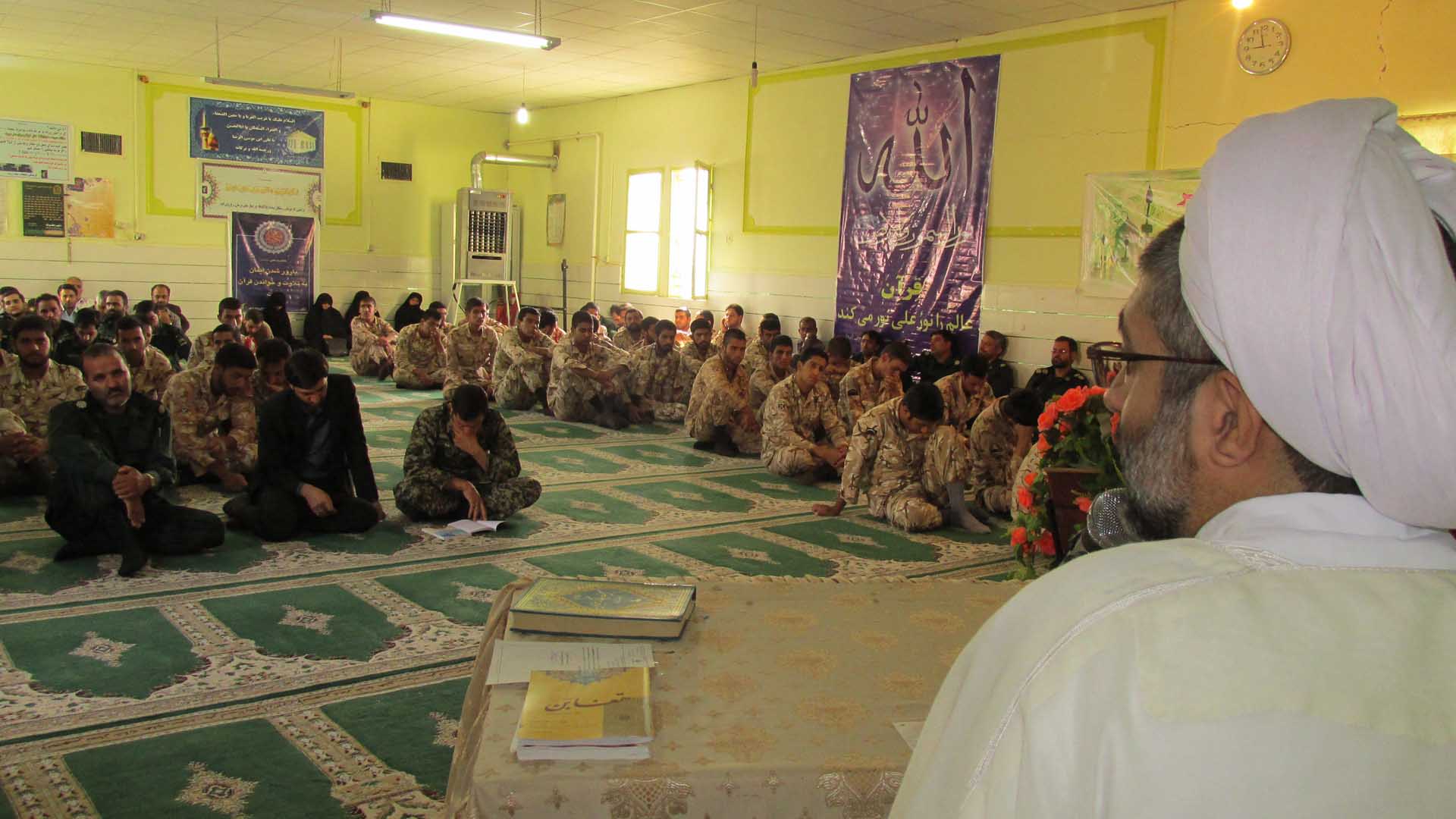 مراسم اختتاحیه برنامه های ماه مبارک رمضان در سپاه زرند برگزار شد