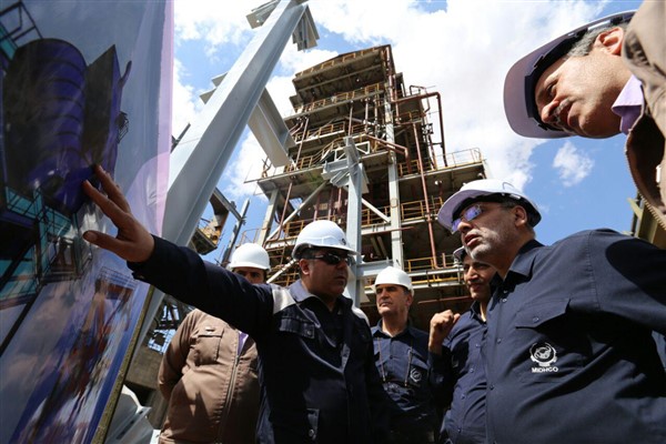آغاز عملیات پیش گرمایش اجاق های هوای فشرده کوره بلند فولاد زرند ایرانیان