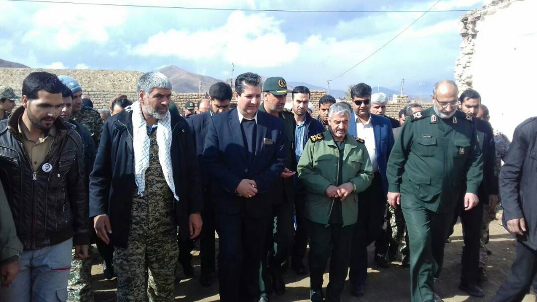 حضور سردار جعفری فرمانده سپاه پاسداران در منطقه زلزله زده کوهبنان