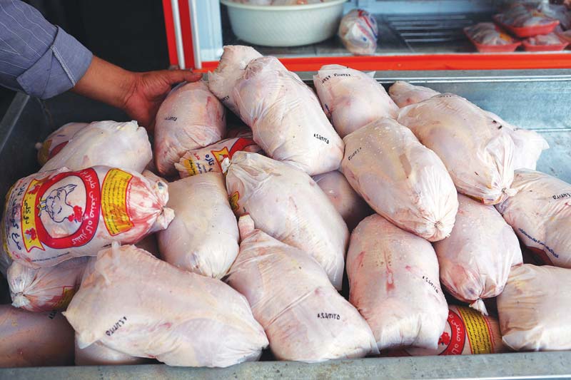 قیمت مرغ در کرمان باید به ۱۲۹۰۰ تومان کاهش یابد